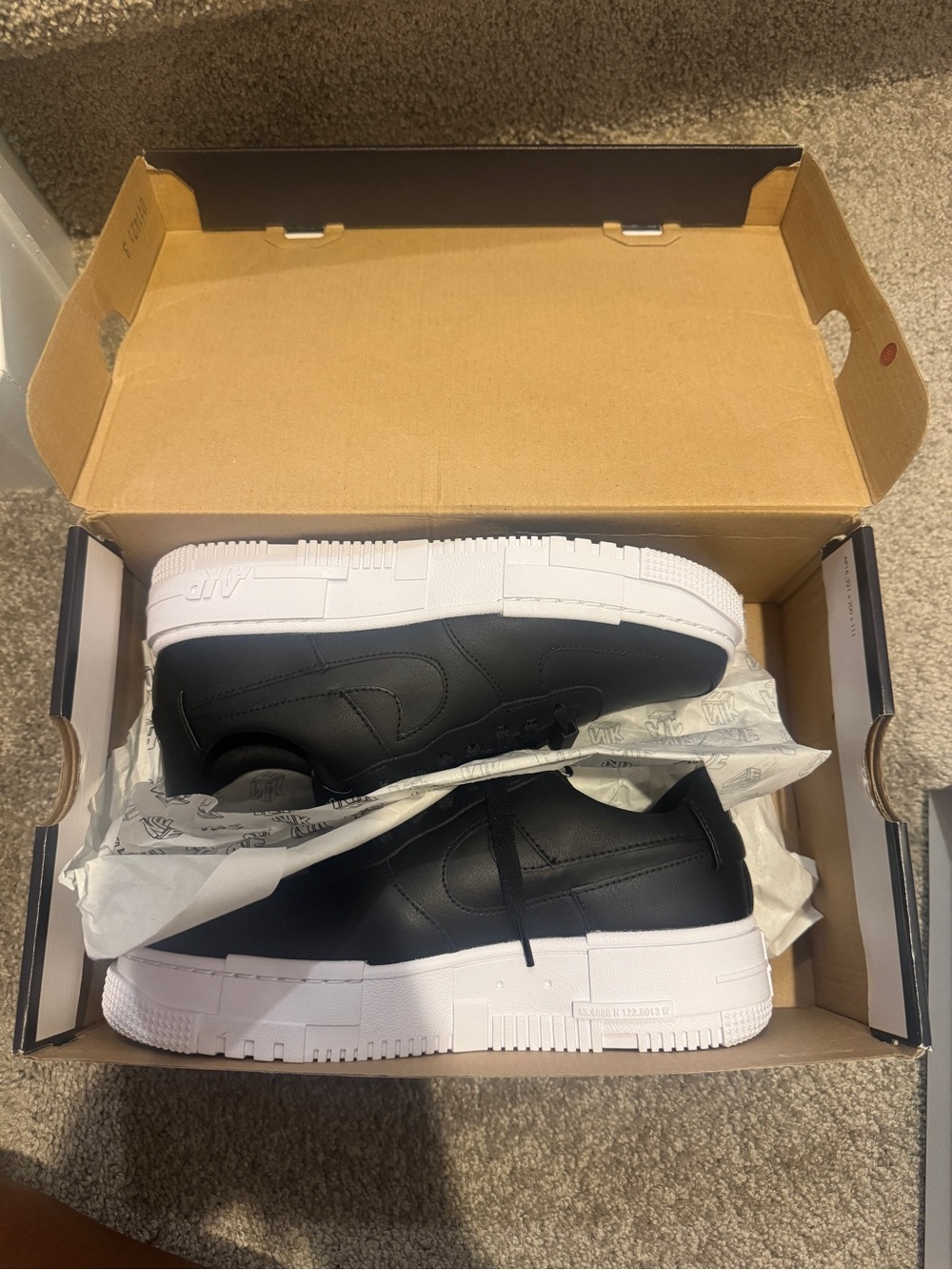 Authentic Nike Air Force 1 Pixel